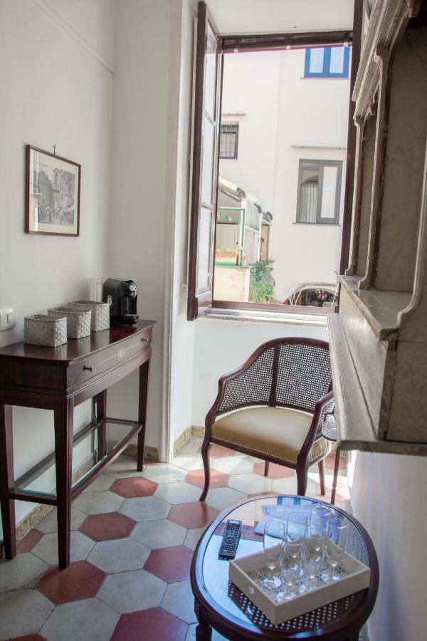 לינה וארוחת בוקר סורנטו Il Palazzetto מראה חיצוני תמונה